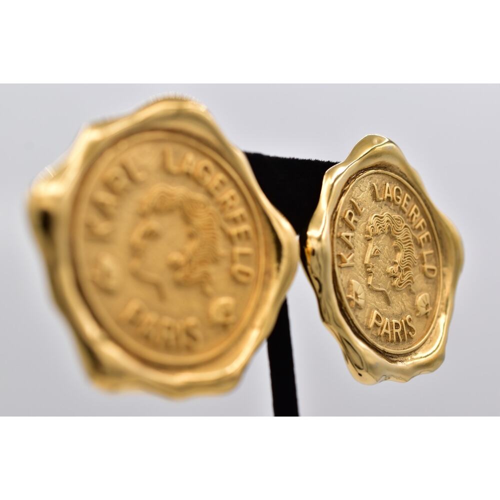 Karl Lagerfeld Vintage Logo Seal Clip On Earrings Paris Medallion Gold 80s Bin5 - Picture 6 of 12